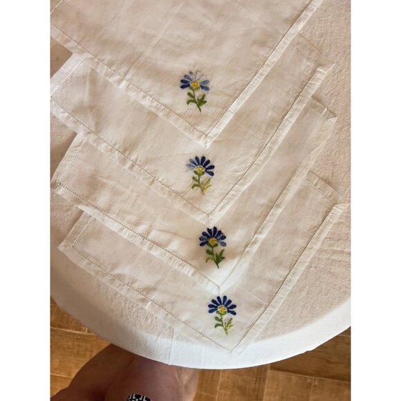 VTG Embroidered Sheer Table Cover 4 Matching Beverage Napkins Blue Green Floral - Picture 15 of 16